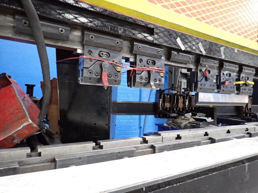 Amada 100 Ton X 120" 1996 Amada Fbd-1030e Press Brake - Fbd-1030e