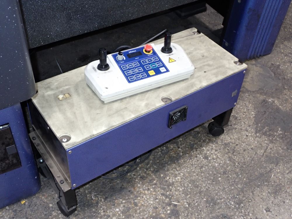 Mitutoyo 92" X 48" Granite Surface Plate 2006 Mitutoyo Crysta-apex C9166 Cmm - Crysta-apex C9166/4063m-3313