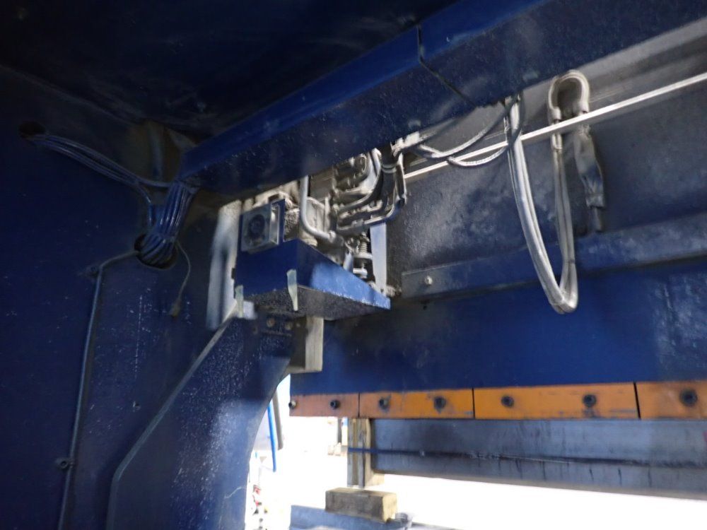 Komatsu 122" X 176 Ton 1994 Komatsu Phs 160x310 Press Brake - Phs 160x310