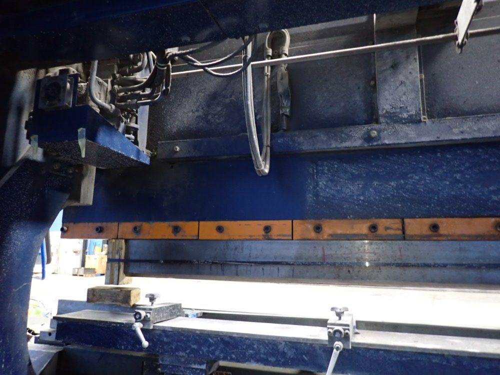 Komatsu 122" X 176 Ton 1994 Komatsu Phs 160x310 Press Brake - Phs 160x310