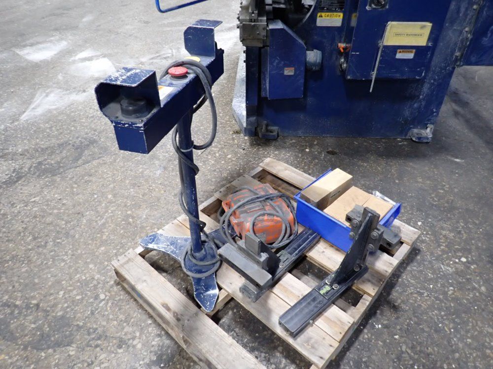 Komatsu 122" X 176 Ton 1994 Komatsu Phs 160x310 Press Brake - Phs 160x310