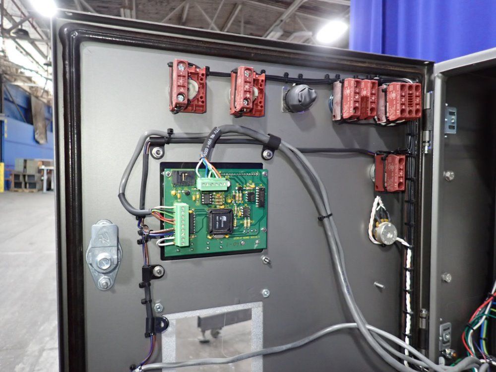 Universal 115" Labeler