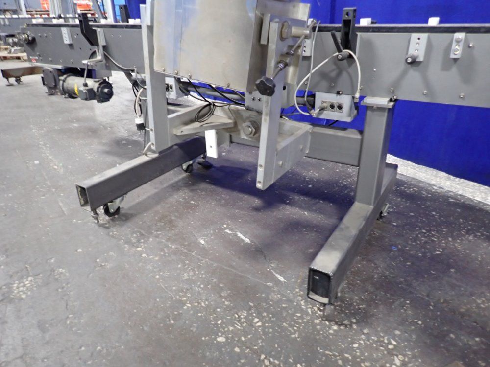 Universal 115" Labeler