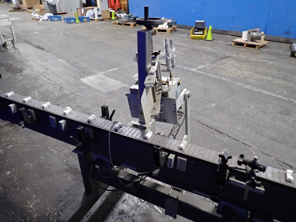 Universal 115" Labeler