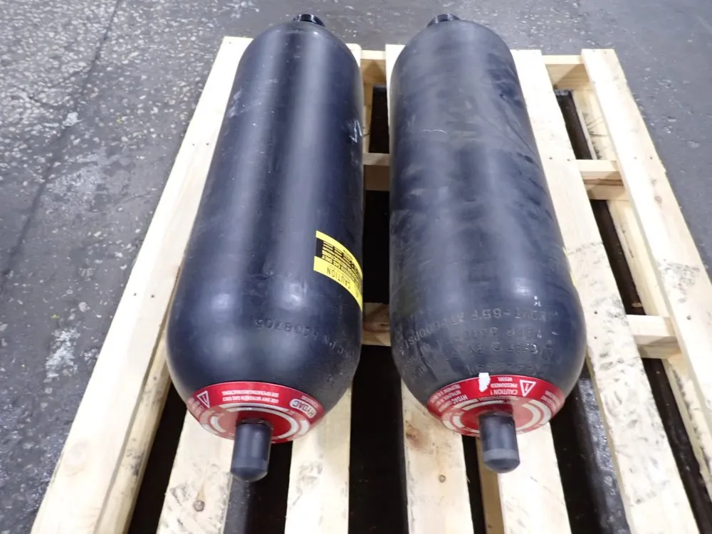 Hydac Nitrogen Gas Bladder Accumulator - Sb330-20a1/1126-2100