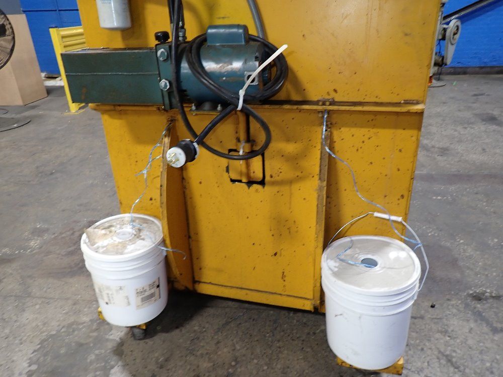 Gpi/heco 20" X 40" 2242 D5a Baler - 2242 D5a