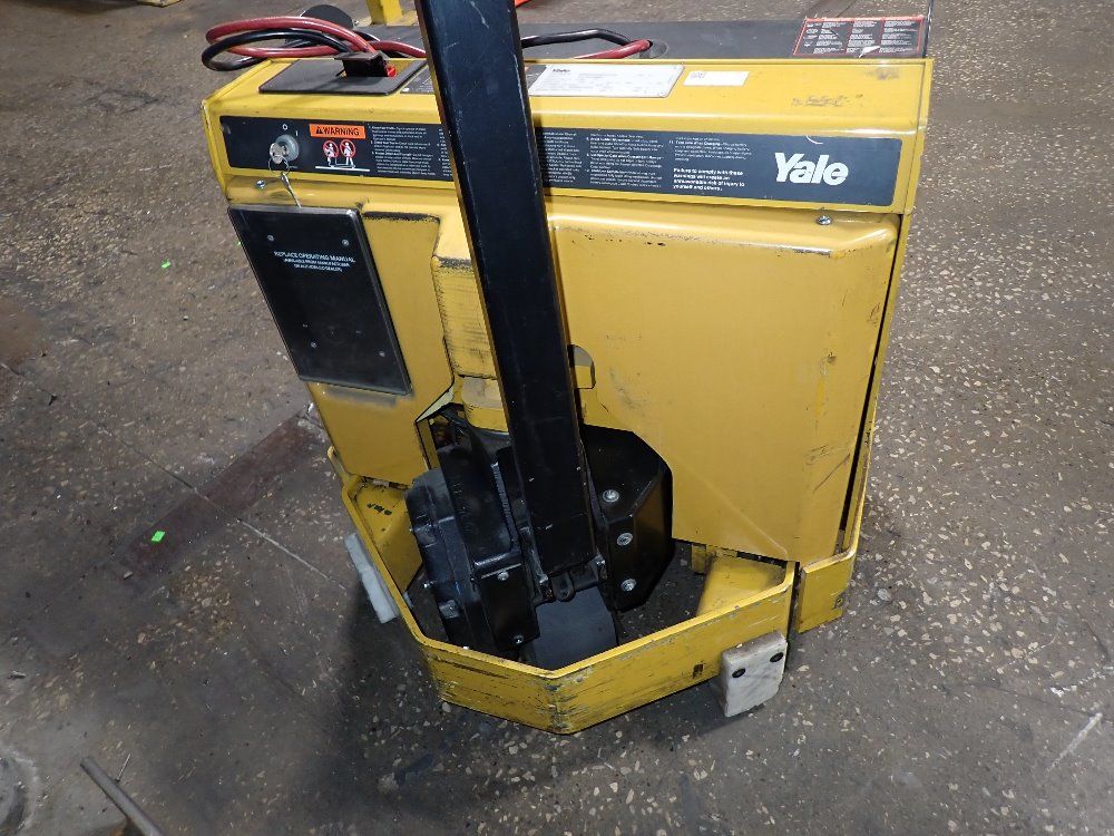 Yale 4000 Lbs Electric Pallet Jack - Mpb040acn24t2748