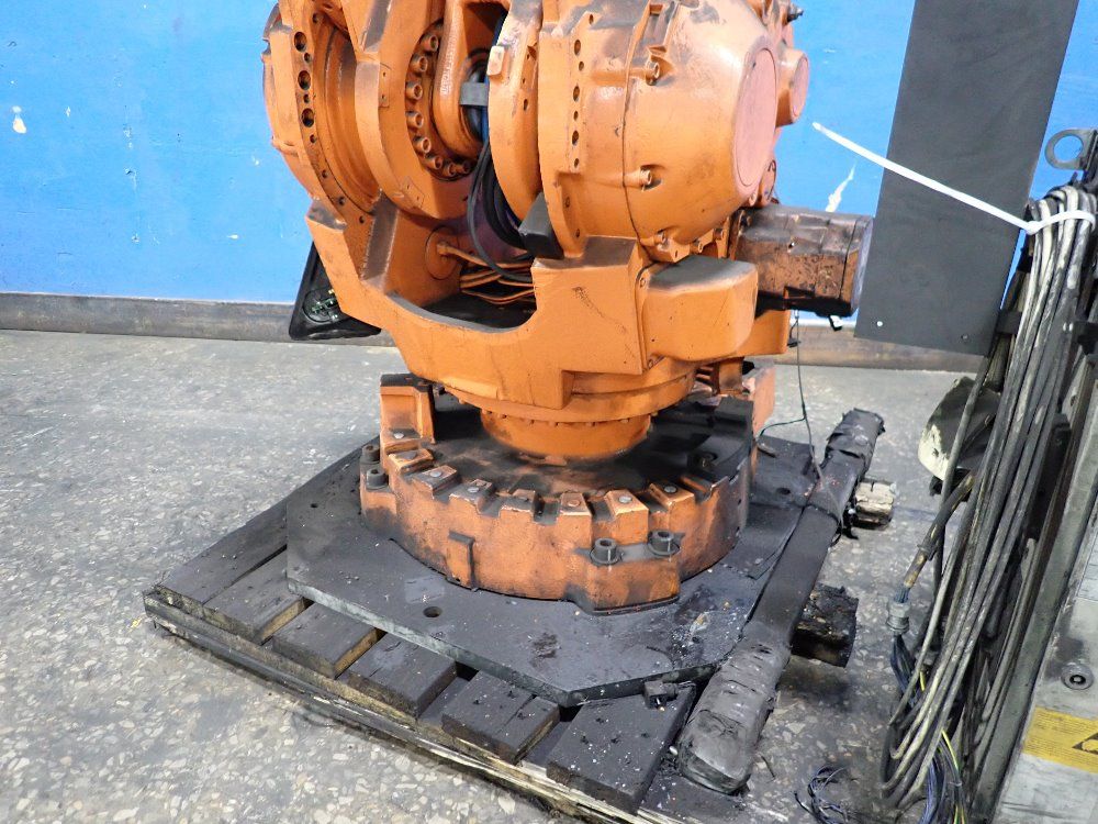 Abb 2004 Abb Irb 6400r M000 Robot - Irb 6400r M000