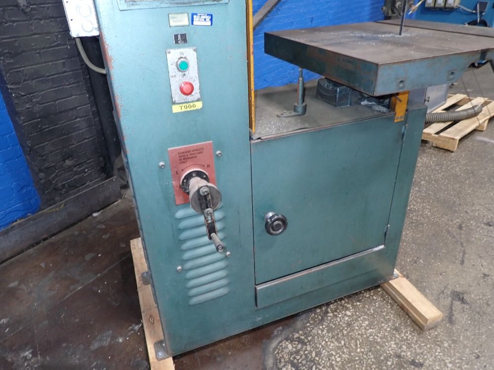 Wilton 19" Throat 8020 Vertical Band Saw - 8020