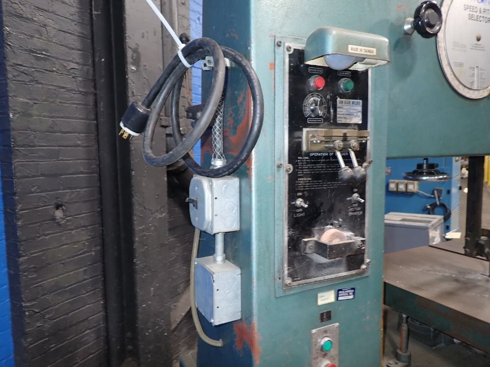 Wilton 19" Throat 8020 Vertical Band Saw - 8020