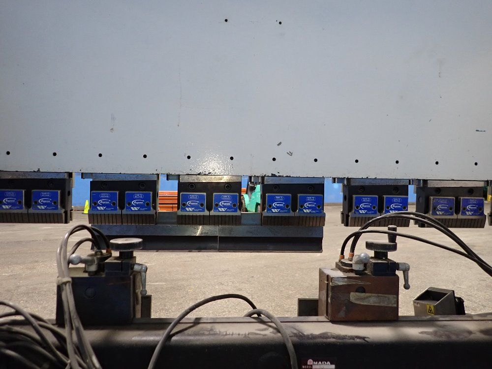 Amada 80 Ton X 94 1/2" Rg-80 Press Brake - Rg-80