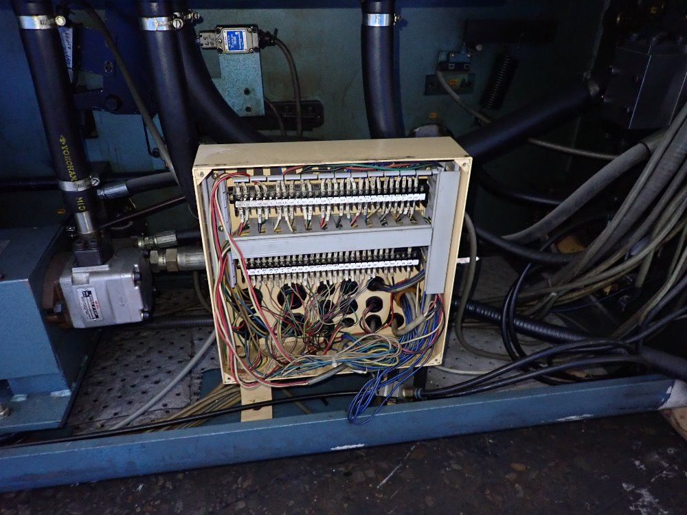 Amada 80 Ton X 94 1/2" Rg-80 Press Brake - Rg-80