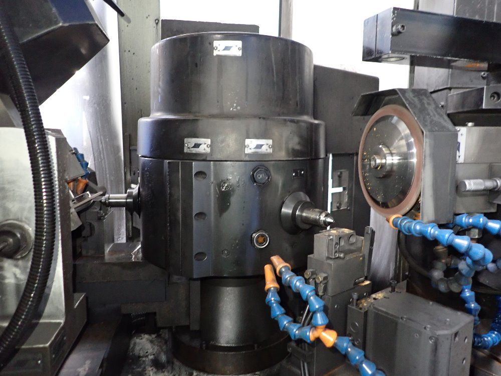 Rollomatic 1999 Rollomatic Cnc 2000 Xr Cnc Grinder - Cnc 2000 Xr