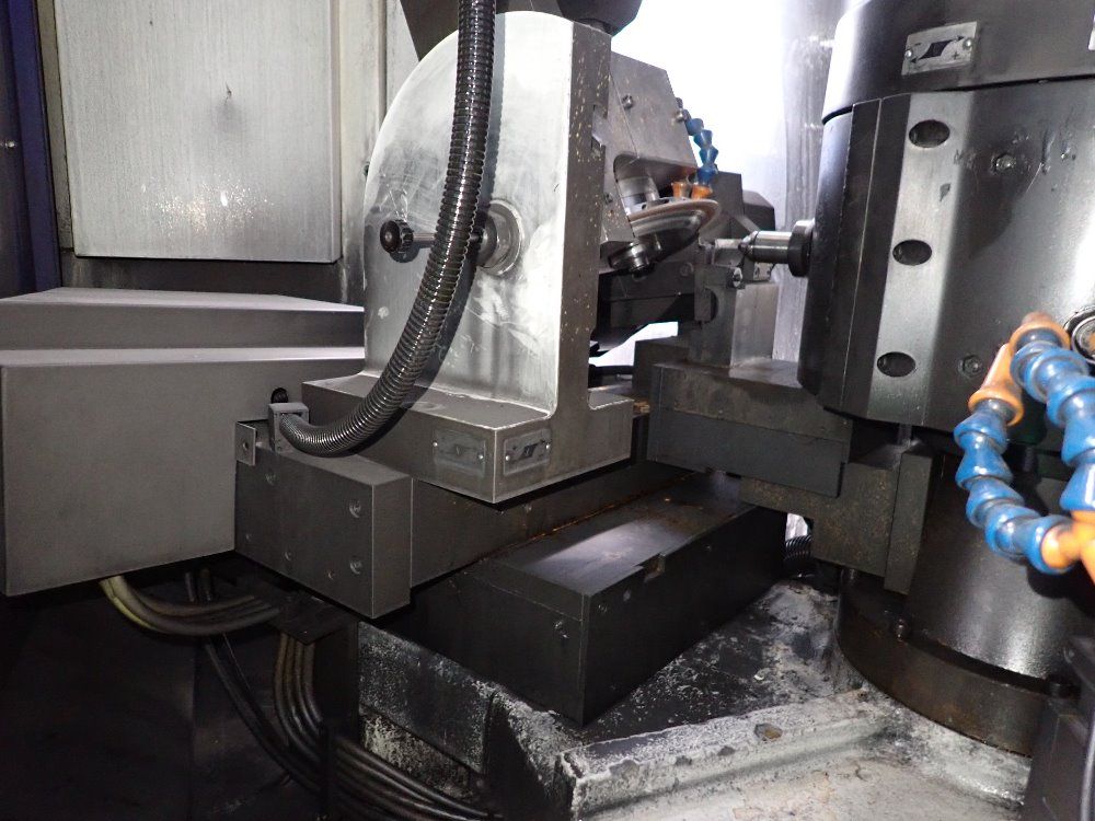 Rollomatic 1999 Rollomatic Cnc 2000 Xr Cnc Grinder - Cnc 2000 Xr