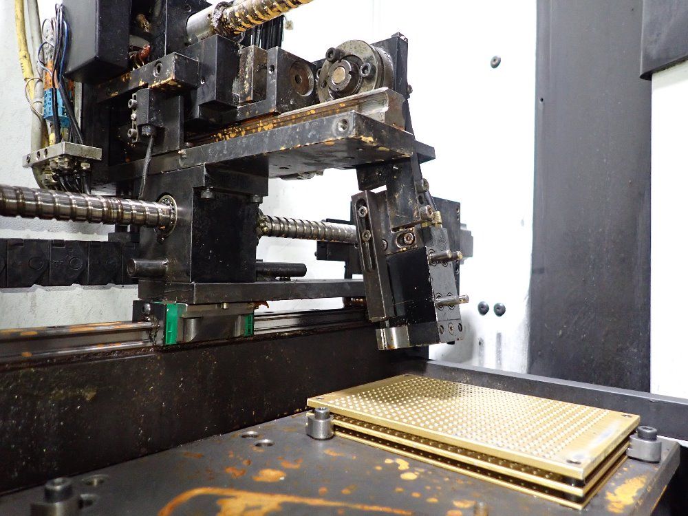 Rollomatic 2000 Rollomatic Cnc 2000 Xr Cnc Grinder - Cnc 2000 Xr