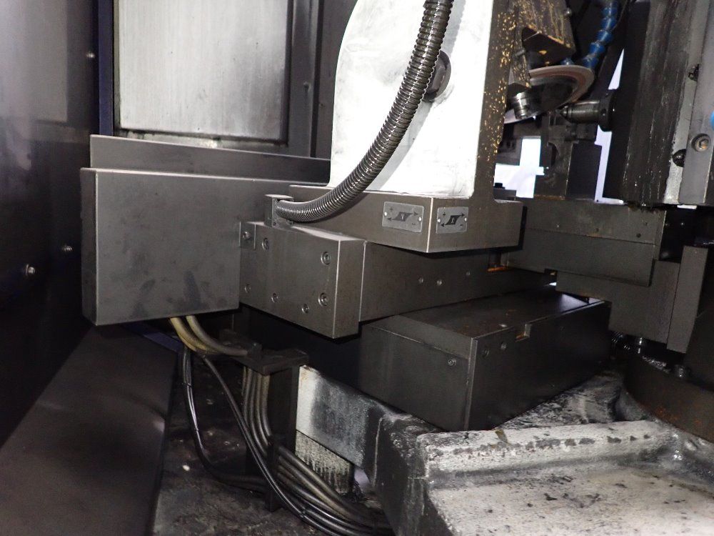 Rollomatic 2000 Rollomatic Cnc 2000 Xr Cnc Grinder - Cnc 2000 Xr