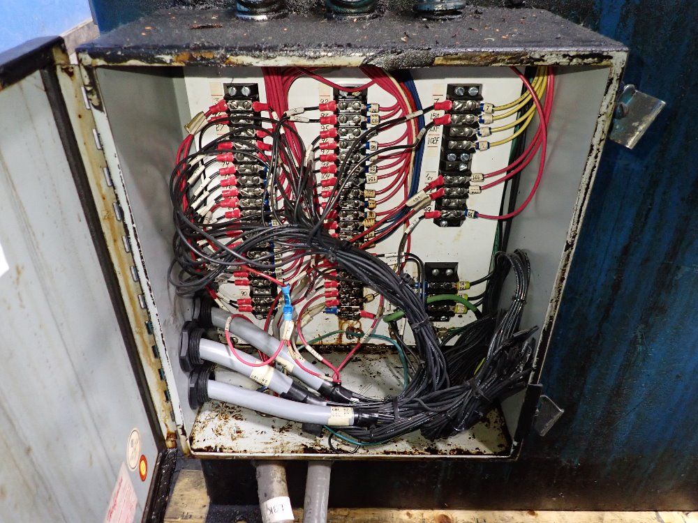 Coil Handling Equipment 15000 Lbs / 60" 5r 24 Coil Reel W/ Straightener - 5r 24