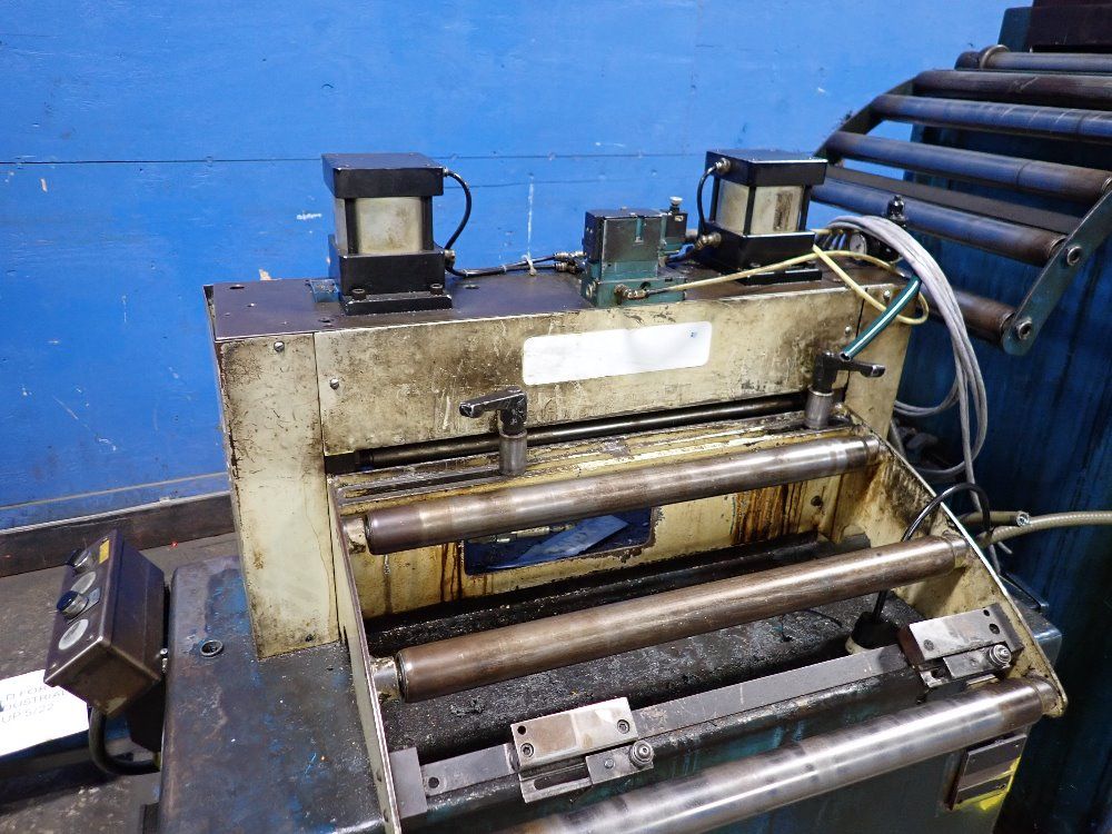 Coil Handling Equipment 15000 Lbs / 60" 5r 24 Coil Reel W/ Straightener - 5r 24