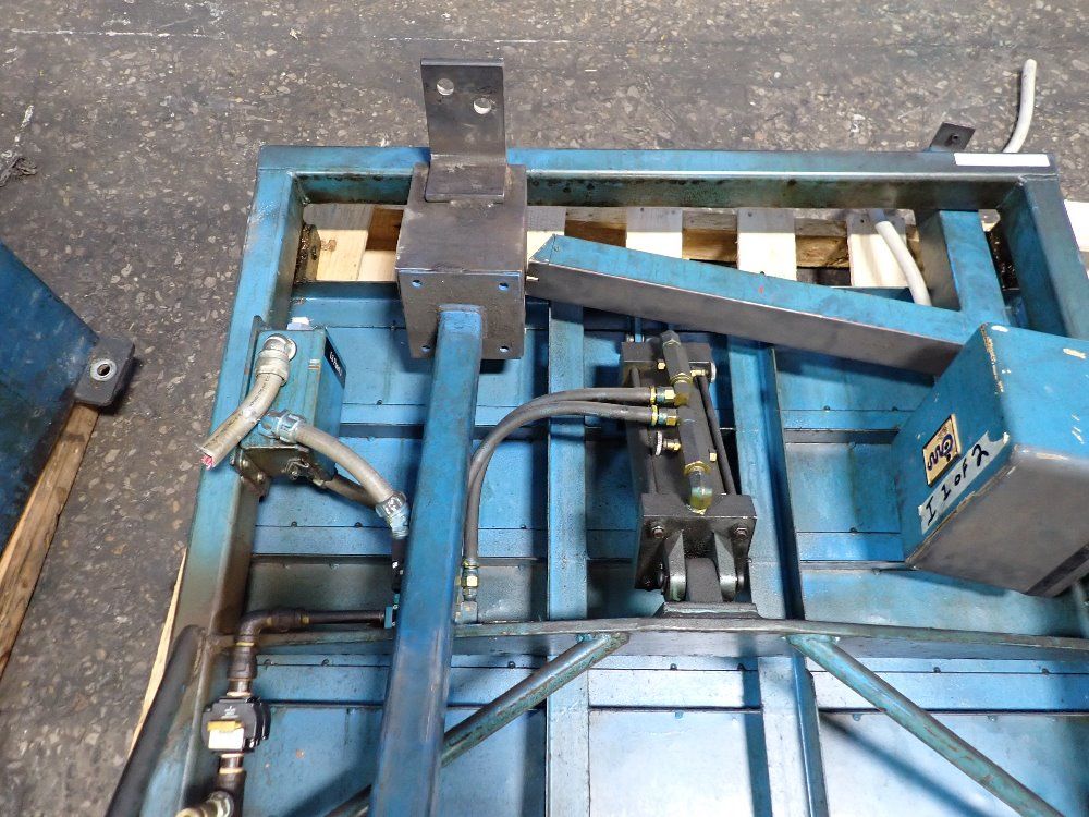 Coil Handling Equipment 15000 Lbs / 60" 5r 24 Coil Reel W/ Straightener - 5r 24