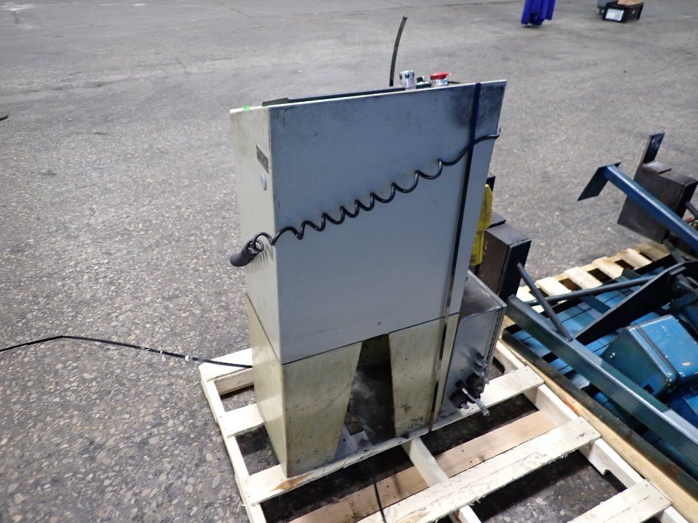 Coil Handling Equipment 15000 Lbs / 60" 5r 24 Coil Reel W/ Straightener - 5r 24