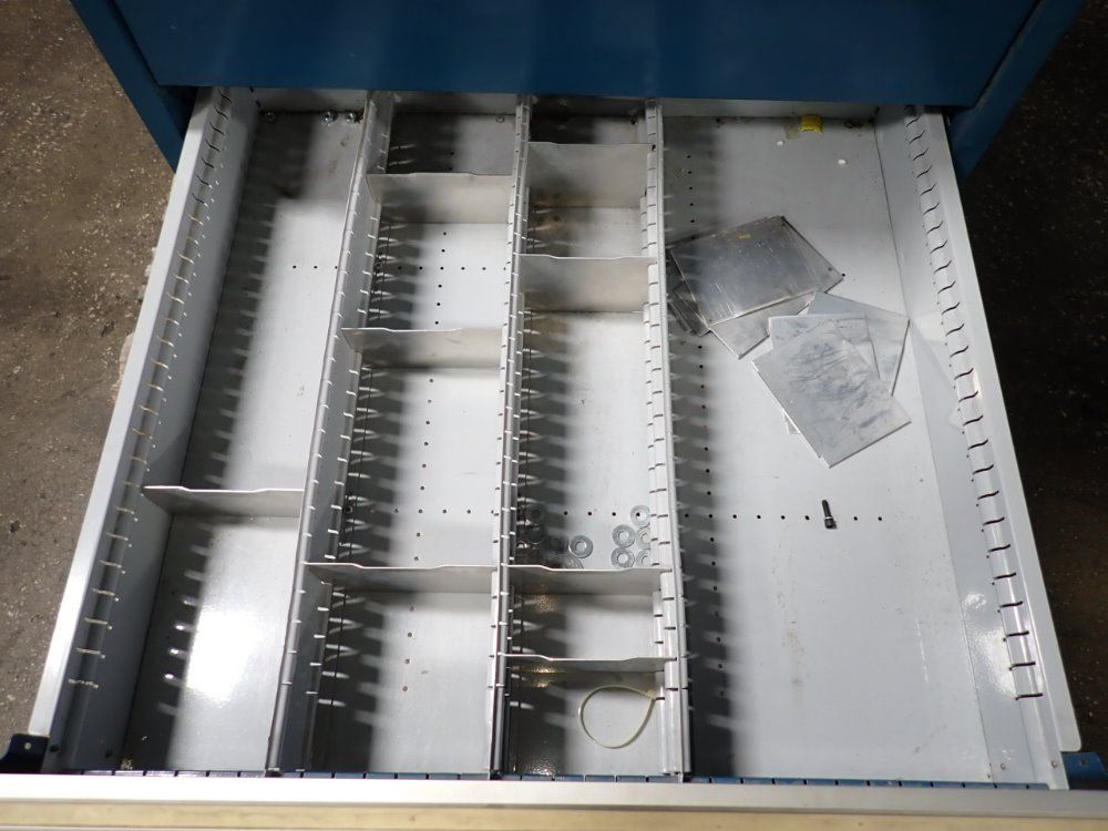 6 Drawers (25"x25") Tool Cabinet