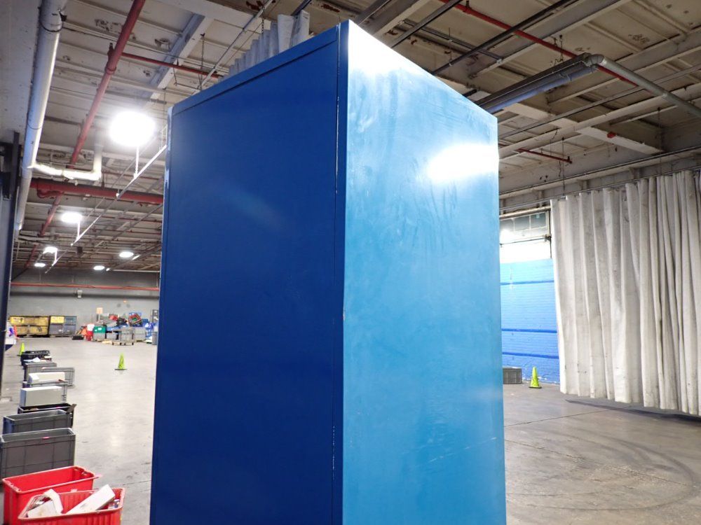 6 Drawers (25"x25") Tool Cabinet