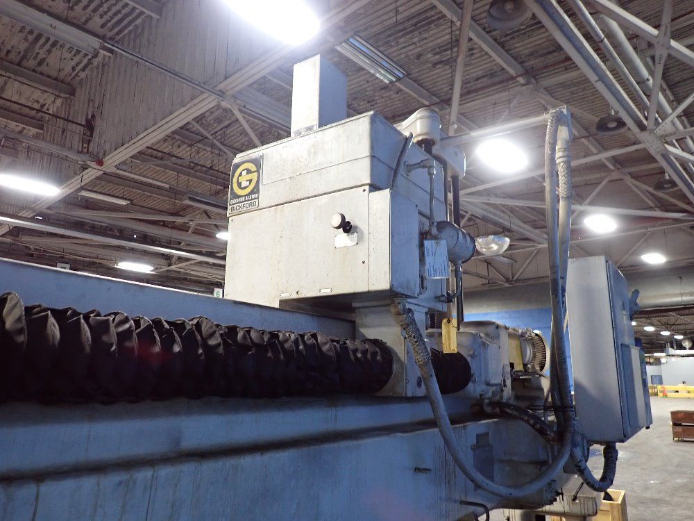 Giddings & Lewis 14" Column X 8' Arm Radial Arm Drill