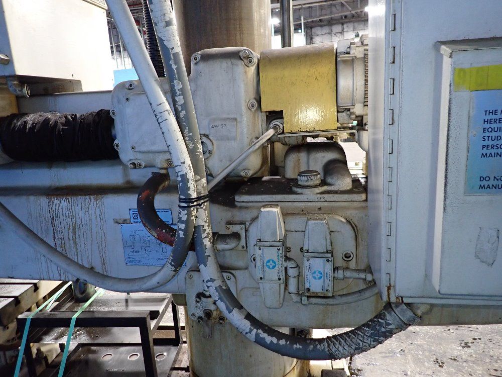 Giddings & Lewis 14" Column X 8' Arm Radial Arm Drill