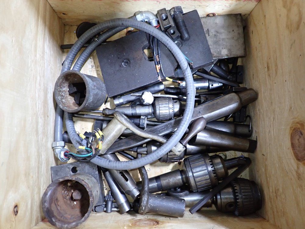 Giddings & Lewis 14" Column X 8' Arm Radial Arm Drill