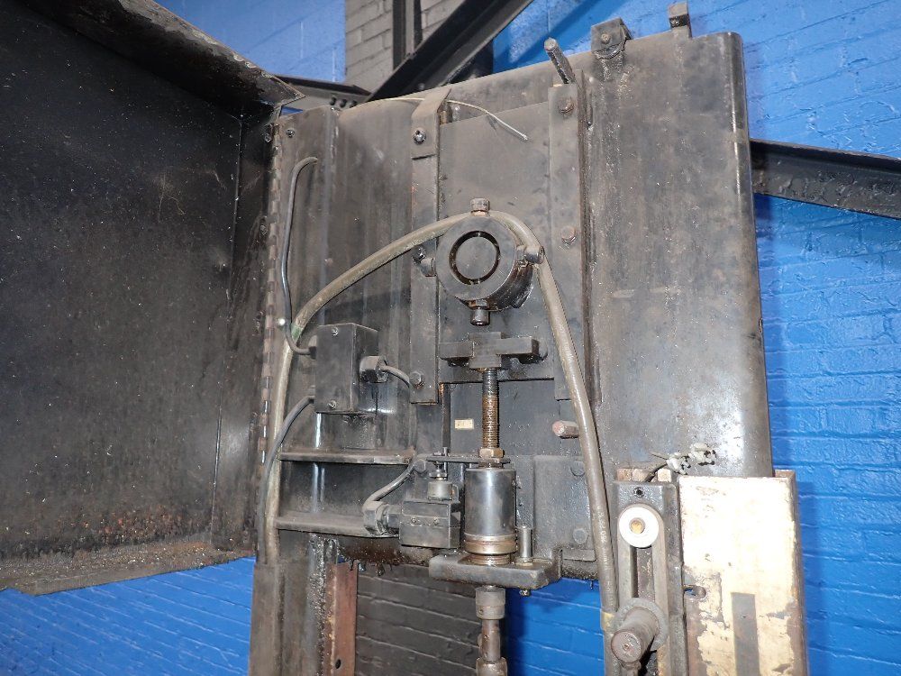 Marvel 18" Throat Series 8 Mark Ii Vertical Bandsaw - 8-mark-ii