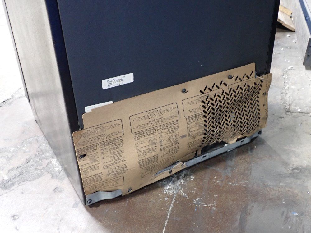 Hotpoint Refrigerator - Hts18bbejrbb