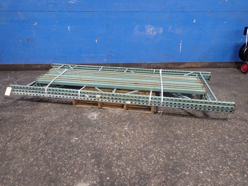 Pallet Racking - Teardrop