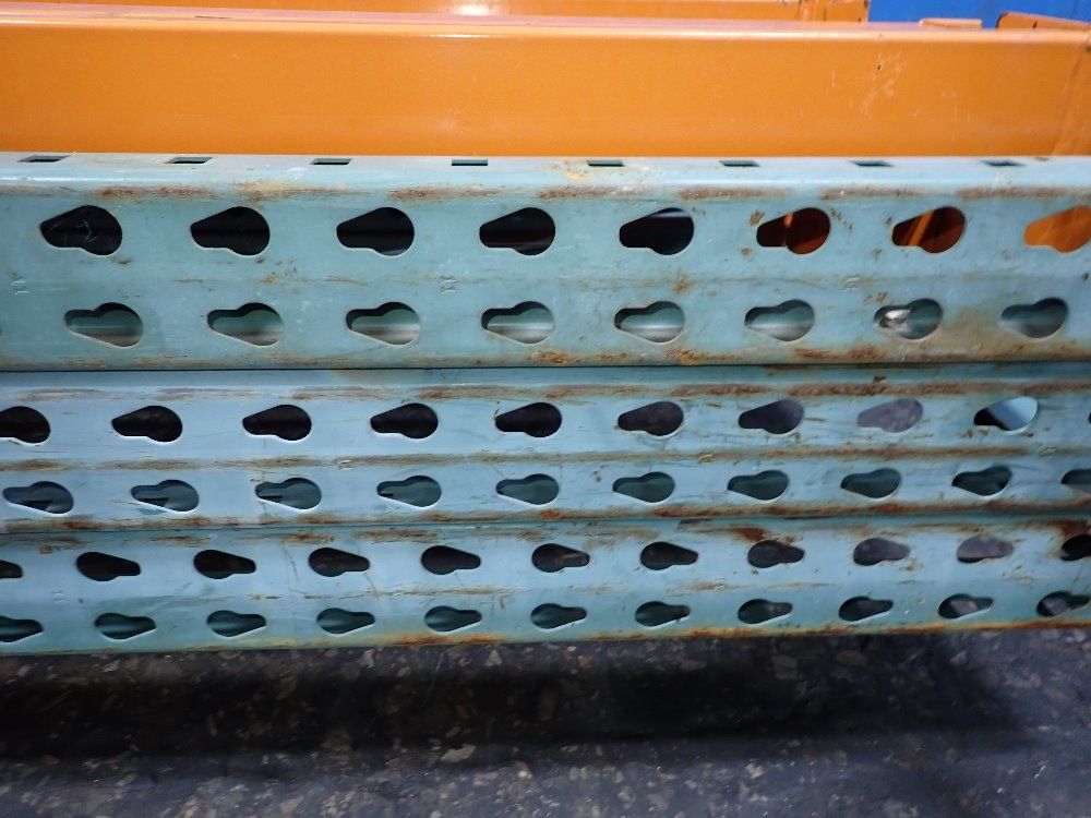 Pallet Racking - Teardrop