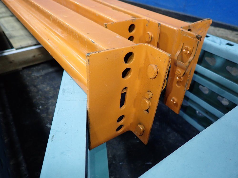 Pallet Racking - Teardrop