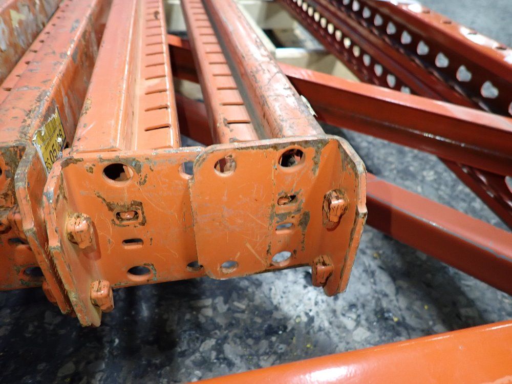 Pallet Racking - Teardrop