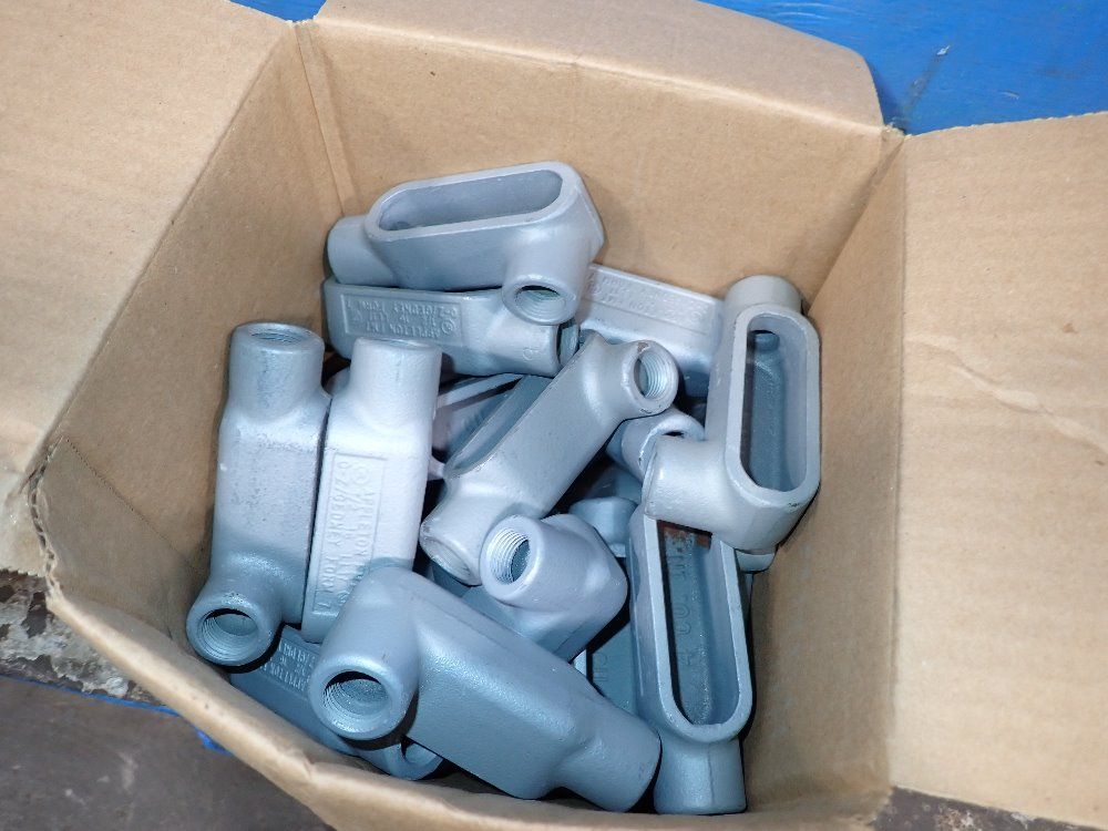 Appleton 1/2" Conduit Fitting Connectors