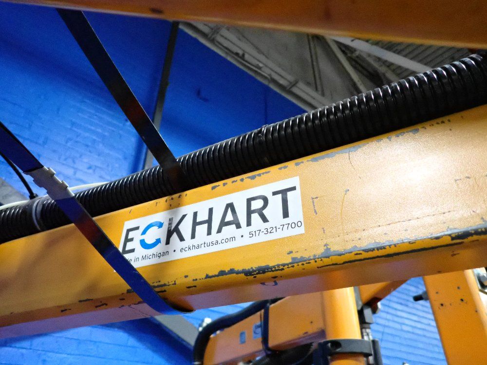 Eckhart Qty: 2 Battery Lift Assist Set
