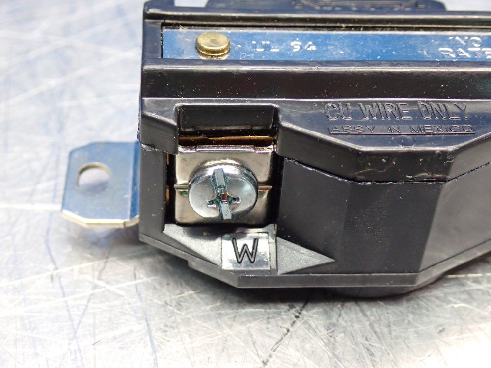 Leviton Industrial Grade Flush Mount Locking Receptacle - L7-20