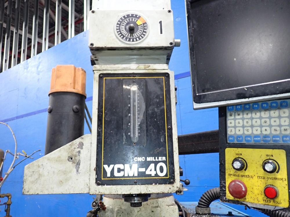 Supermax 8" X 42" Table 1996 Supermax Ycm-40 Cnc Vertical Mill - Ycm-40