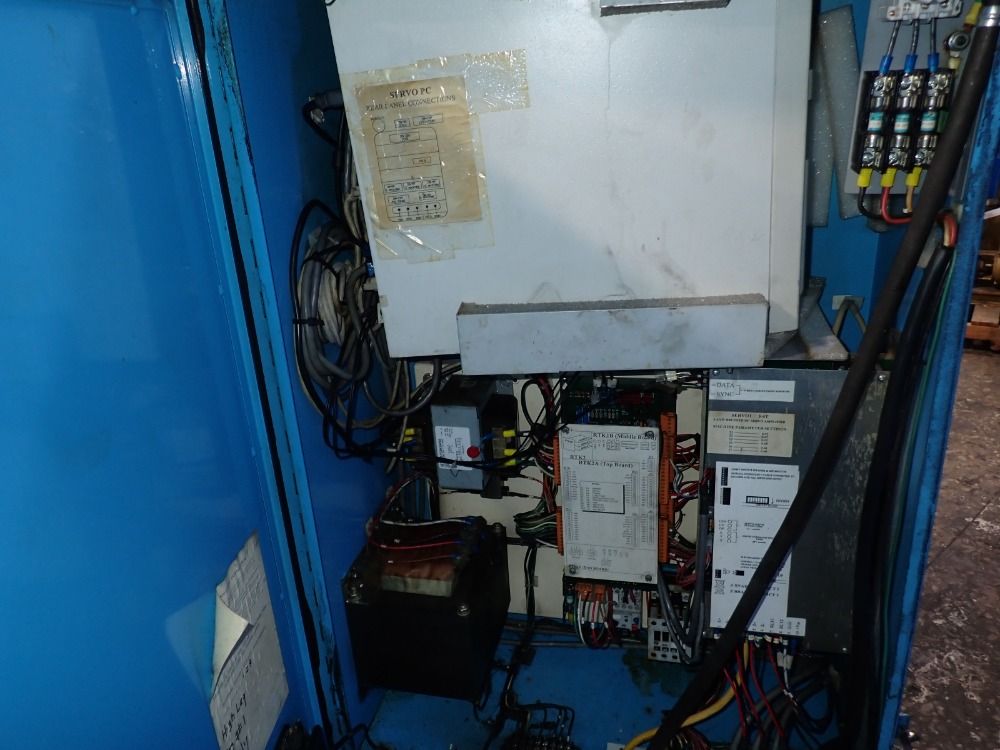 Supermax 8" X 42" Table 1996 Supermax Ycm-40 Cnc Vertical Mill - Ycm-40