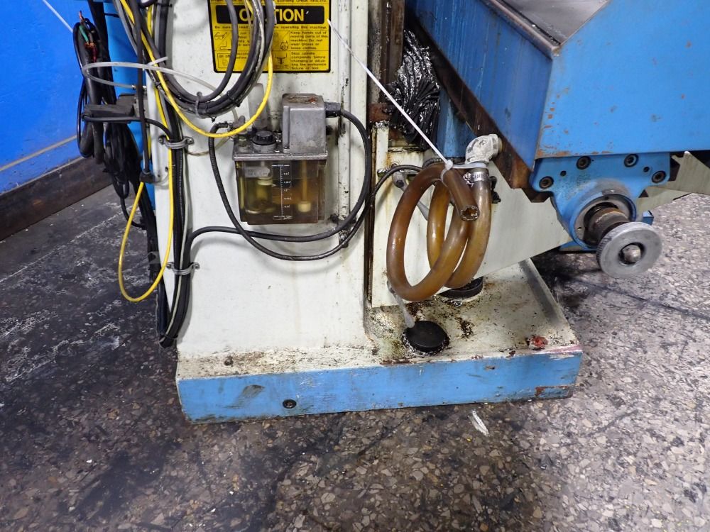 Supermax 8" X 42" Table 1996 Supermax Ycm-40 Cnc Vertical Mill - Ycm-40