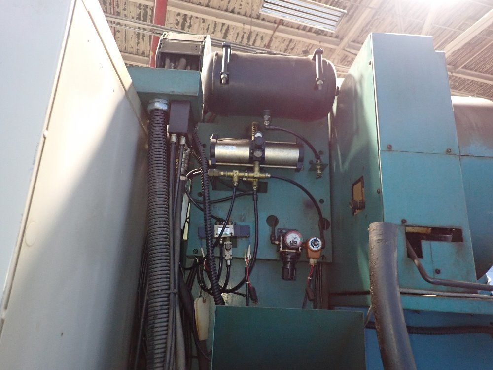 Matsuura 16 1/2" X 31" Cnc Vmc - Ra-3f