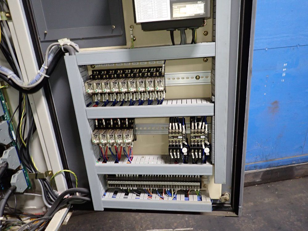 Matsuura 16 1/2" X 31" Cnc Vmc - Ra-3f