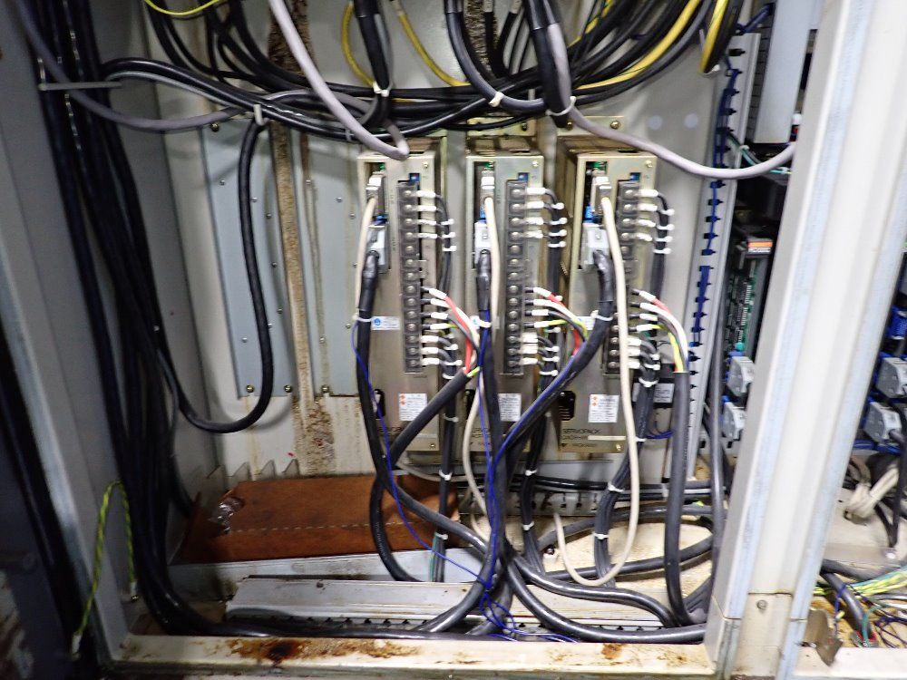 Matsuura 16 1/2" X 31" Cnc Vmc - Ra-3f