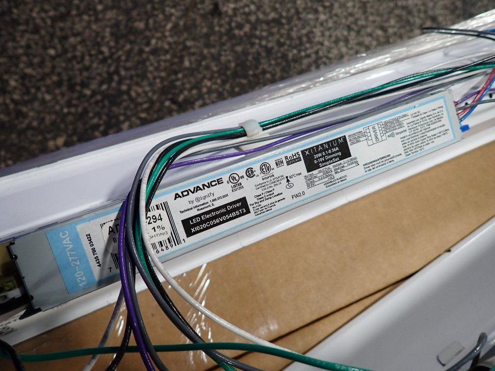 Cooper Recessed Led Luminaire Lighting W/ Curtain