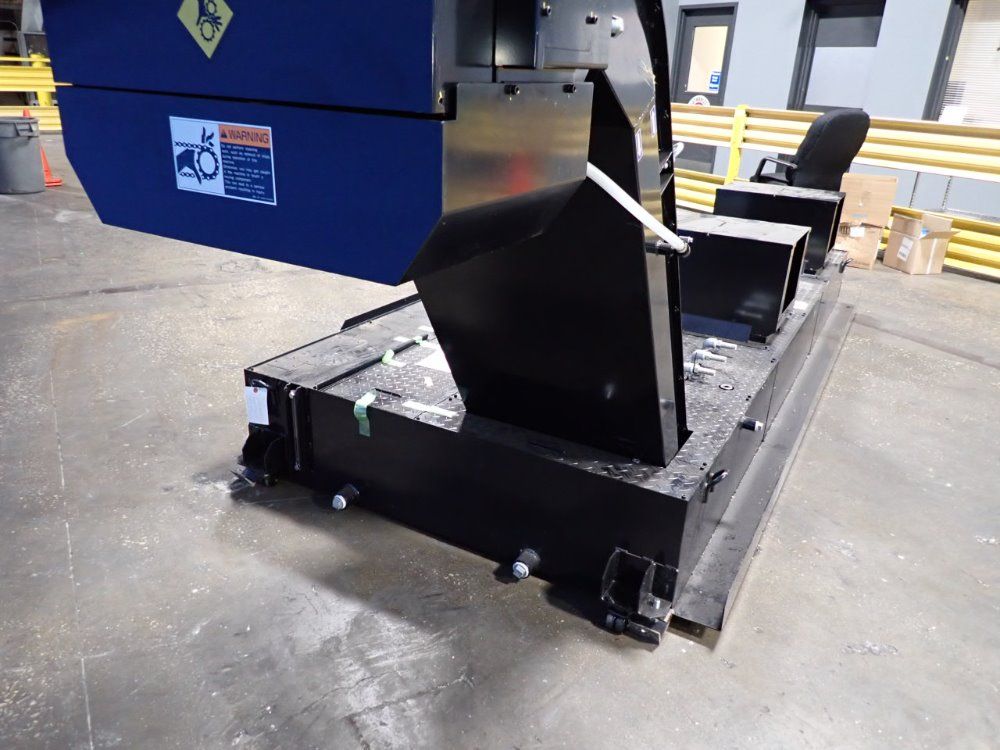 Hakusan Incline Chip Conveyor