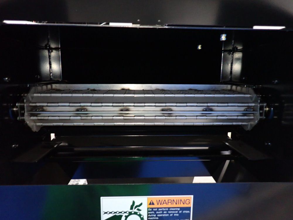 Hakusan Incline Chip Conveyor