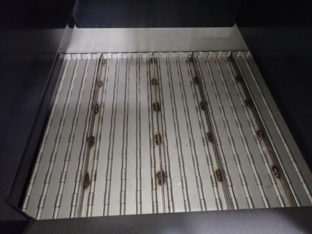 Hakusan Incline Chip Conveyor