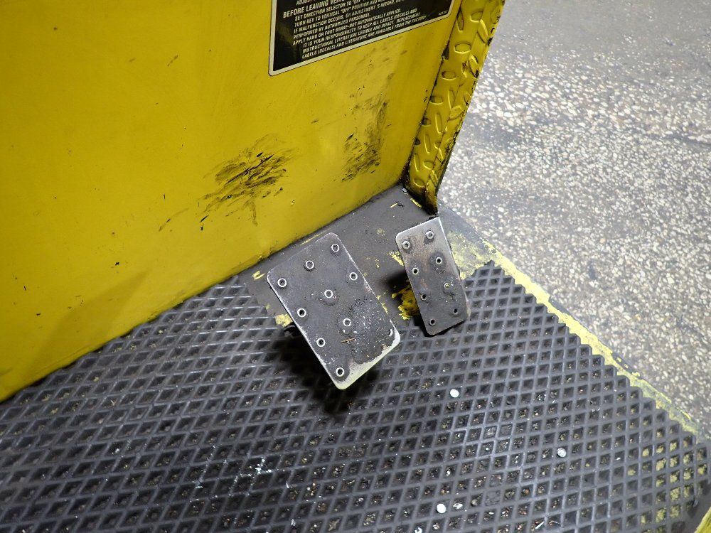 Cushman Minute Miser 898320a Electric Cart - Minute Miser 898320a