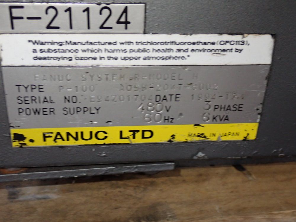 Fanuc P-100 Robot - P-100